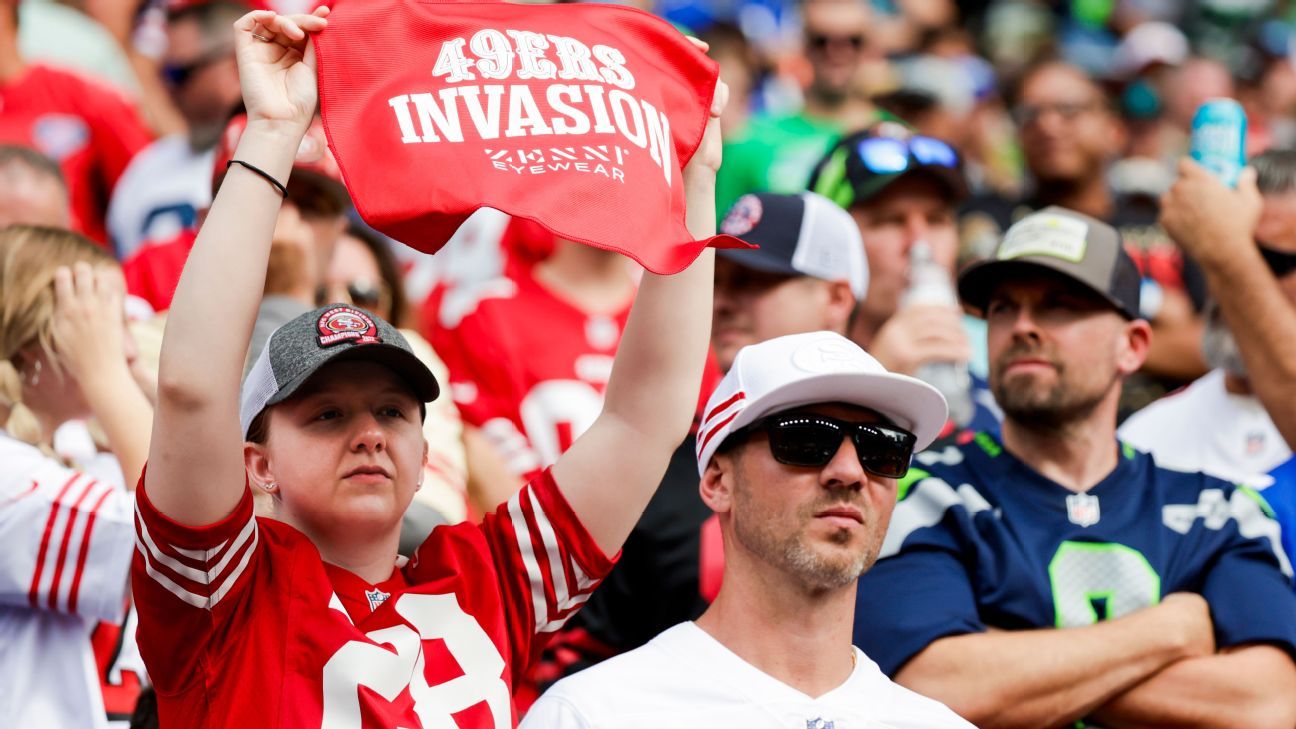 Seahawks buscan recuperar la ventaja de local: Desafío en Lumen Field. 1 Aficionados de los 49ers en Seattle