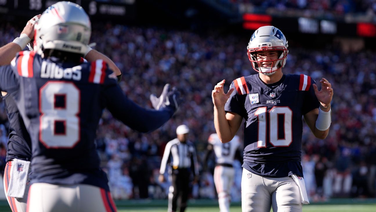 Maye's day: Pats QB serenaded with 'MVP' chants