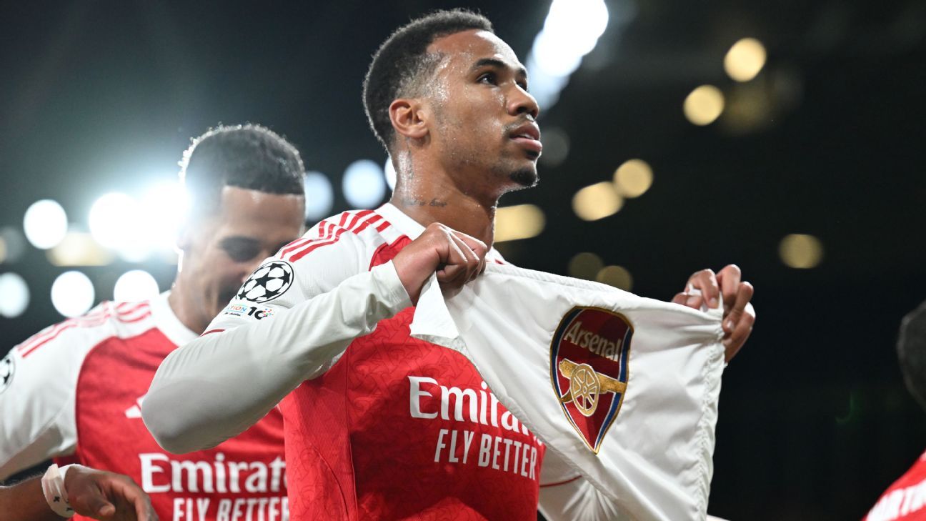 Gabriel Magalhães breca euforia no Arsenal e diz que elenco aprendeu com passado: 'A gente bate na trave há três anos'