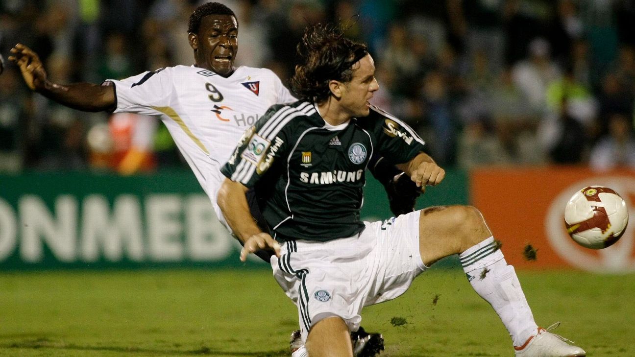 Jogar em casa é mais difícil? Ex-Palmeiras alerta
