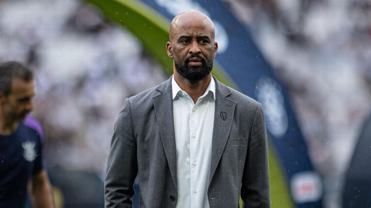 Executivo do Corinthians após derrota para o Cruzeiro: 'Tem que ter mudança'