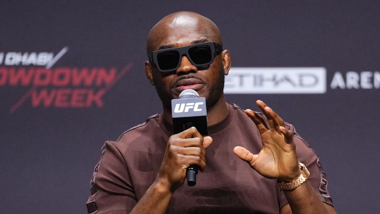 Usman aponta favoritismo de Carlos Prates sobre Leon Edwards no UFC 322