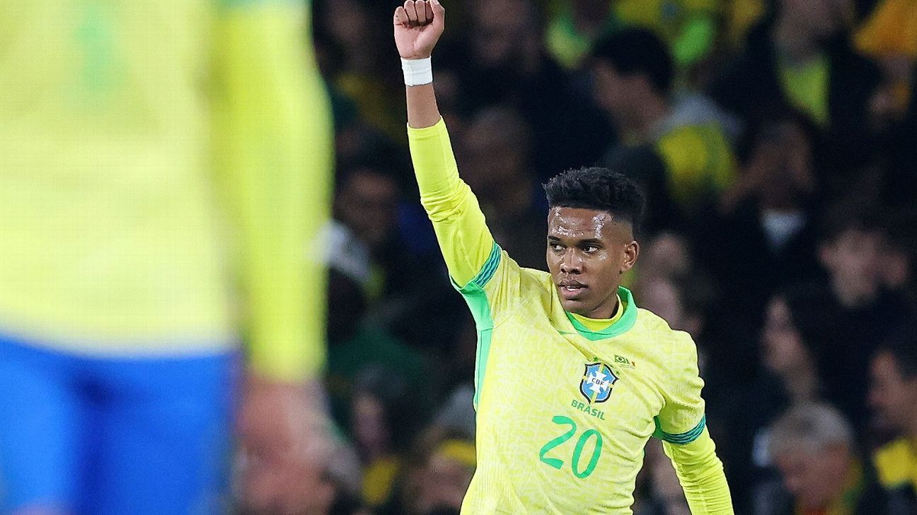 Ancelotti se derrete por Estêvão após gol e boa atuação contra Senegal: 'Com ele, o Brasil tem um futuro assegurado'