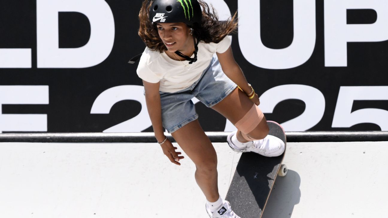 Rayssa Leal dá show e é pentacampeã de skate street no STU Pro Tour Rio