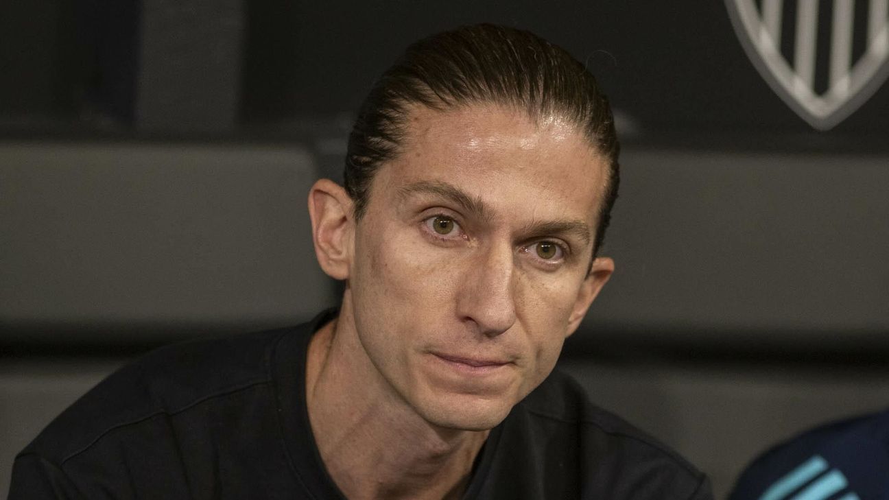 Filipe Luís revela motivos da volta do Flamengo ao Rio antes da final da Libertadores e analisa duelo Grêmio x Palmeiras