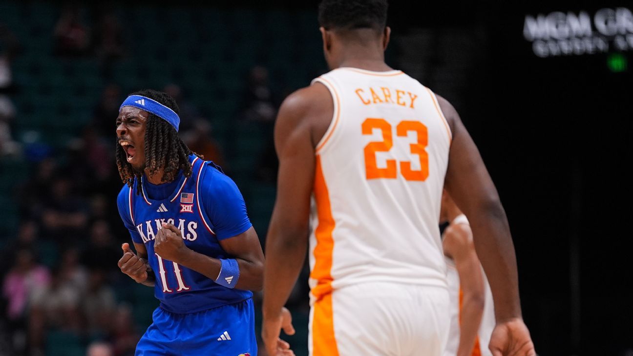 Kansas derrota a Tennessee 81-76 y frustra su racha invicta en Las Vegas