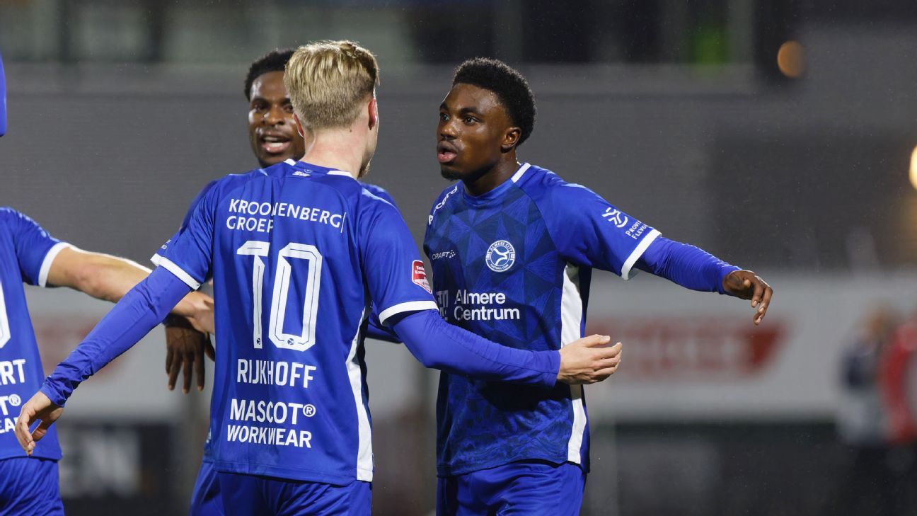 Invaller De Nijs kroont zich tot goudhaantje bij Almere City, TOP Oss pas in slotfase over de knie