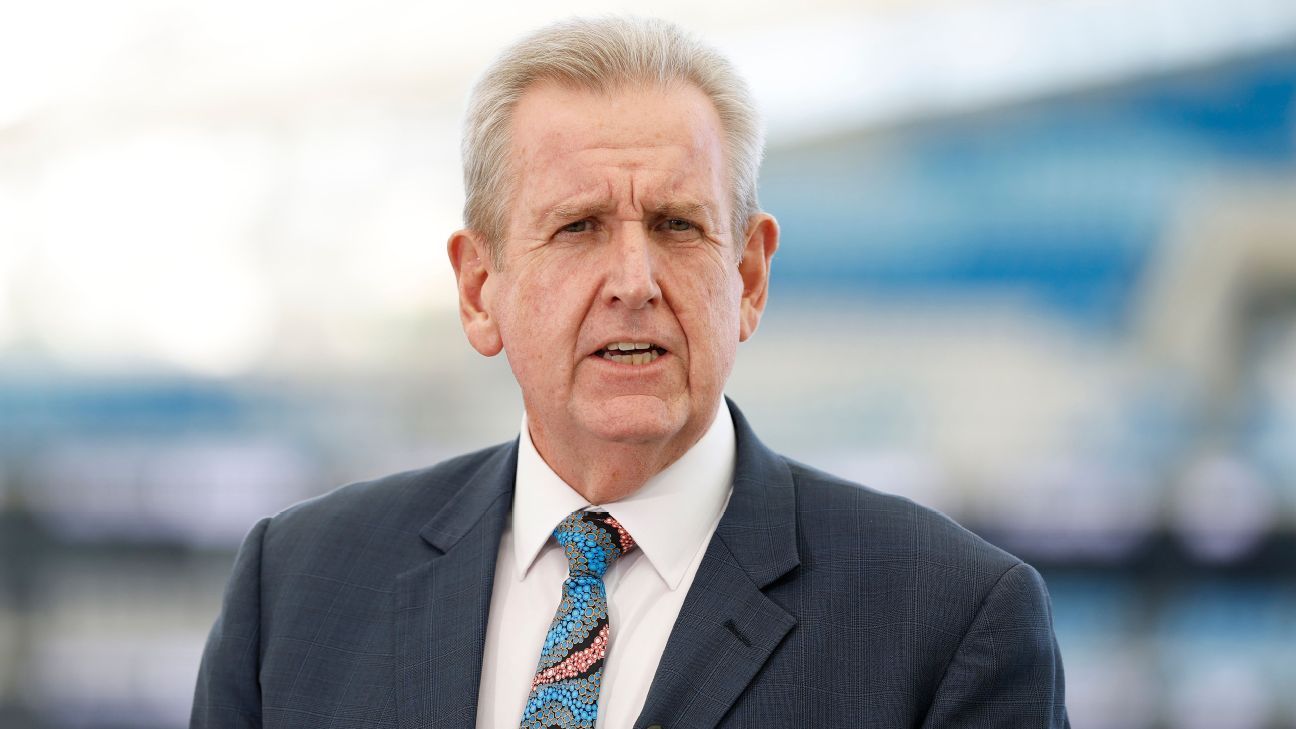 O’Farrell to return alongside sacked Tigers directors O’Farrell to return alongside sacked Tigers directors