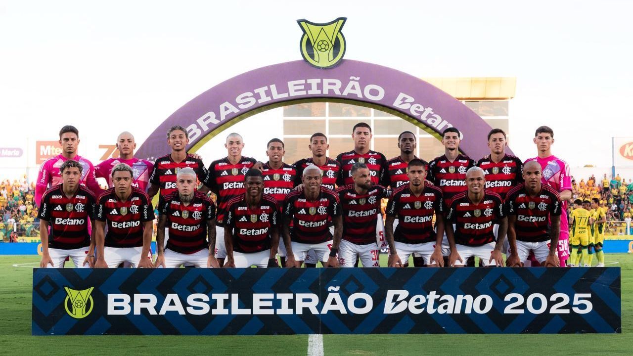 Revelação da base do Flamengo impulsiona Filipe Luís e quebra recorde de Jorge Jesus no Brasileirão