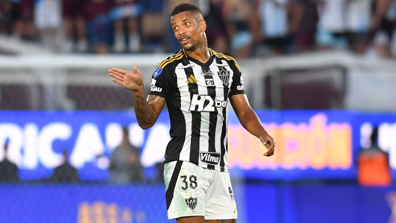 De volta ao clube: Palmeiras recebe Caio Paulista de volta, mas futuro do lateral segue indefinido