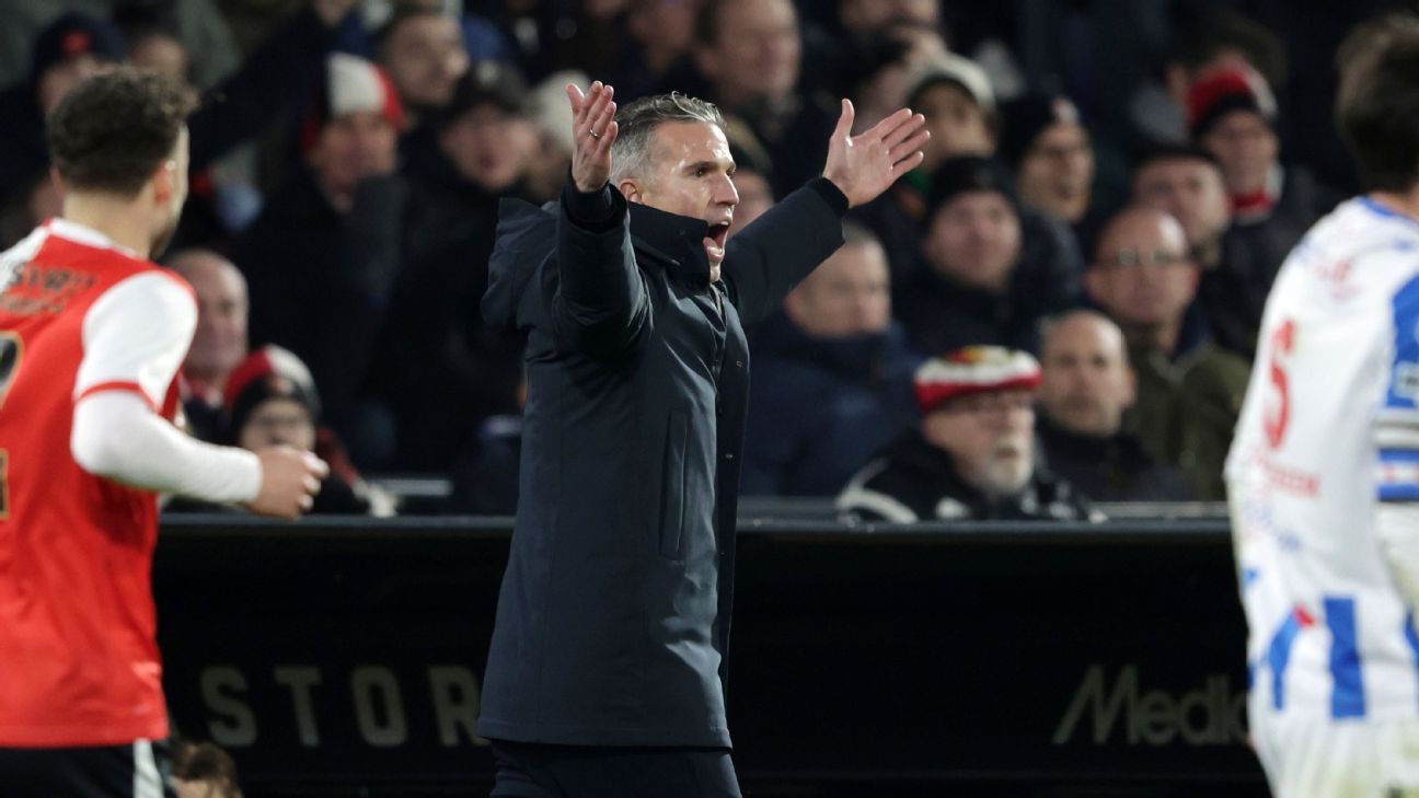 Crisis Feyenoord houdt aan: Heerenveen wint in de Kuip