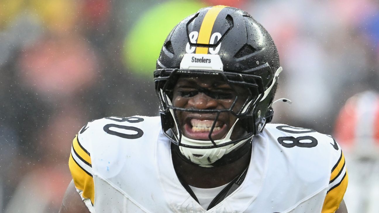 Steelers' Tomlin says Washington has broken arm