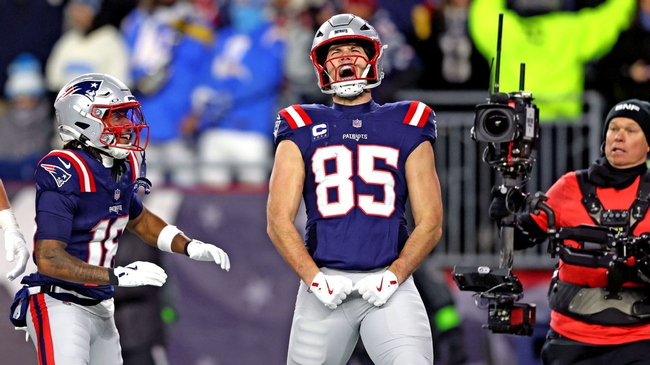 Patriots Lock Up Hunter Henry on 2-Year Extension