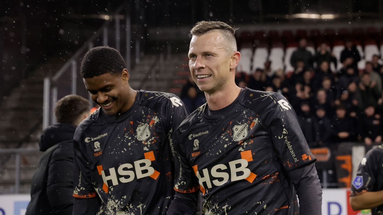 36-jarige Mühren bewijst zijn waarde bij FC Volendam: 