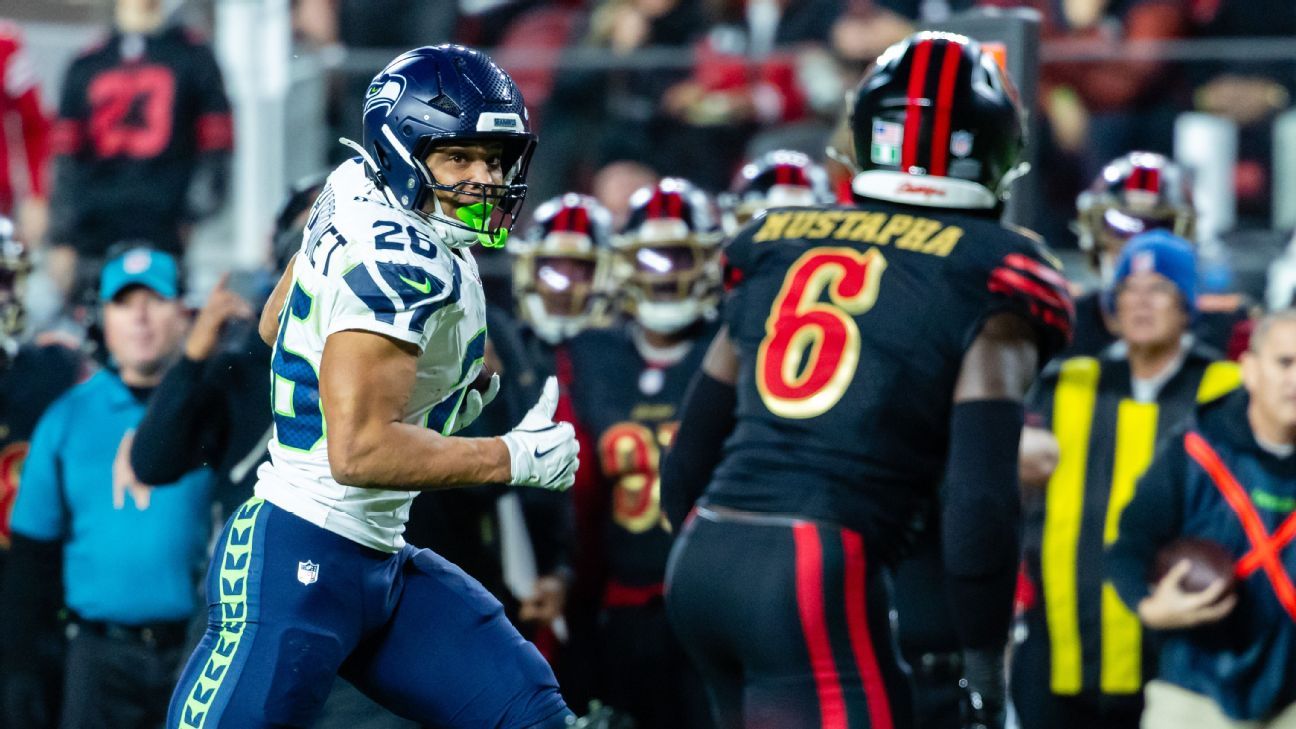 Everything you need to know for all four NFL divisional games: Score picks, predictions and storylines