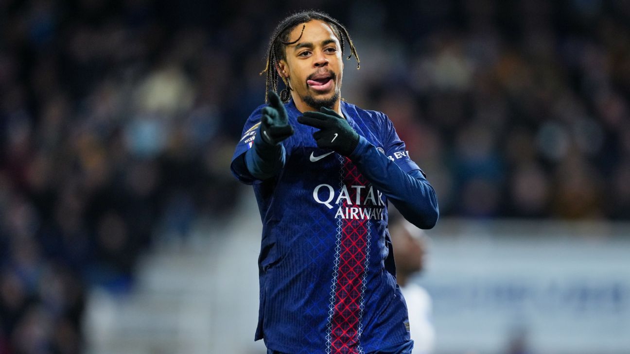 Transfer rumors, news: Liverpool leading race for ...