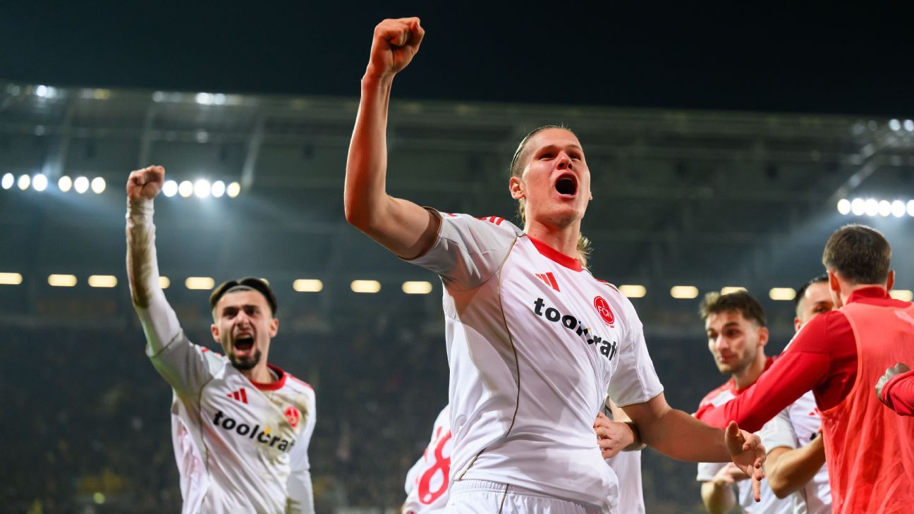 FC Utrecht heeft nieuwe spits binnen: Stepanov (18) komt over van Leverkusen