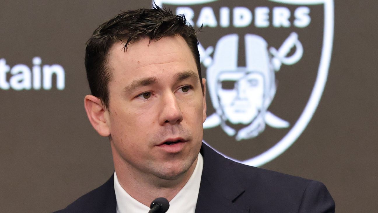 Kubiak, Davis want Crosby to remain a Raider
