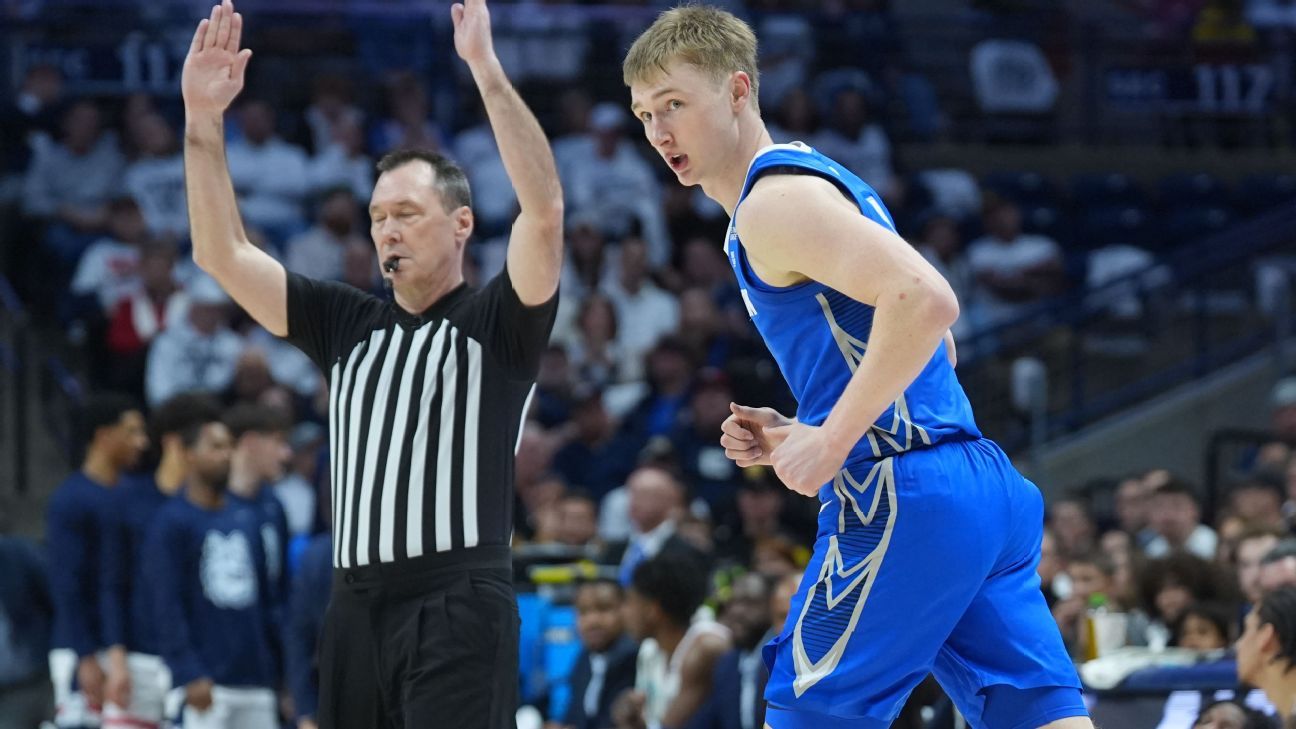 Creighton's Dix stars vs. UConn after mom's death