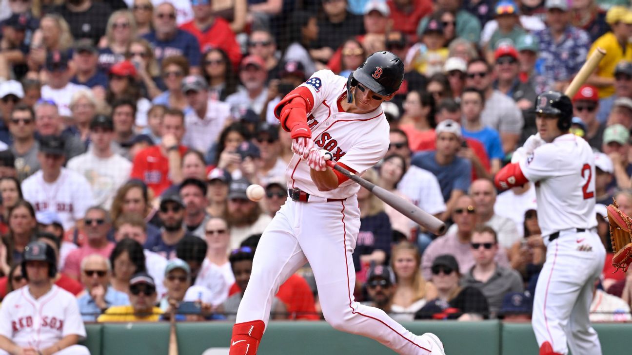 An Athletic hits 50 homers? Four Royals hit 30? Bold predictions for every AL team