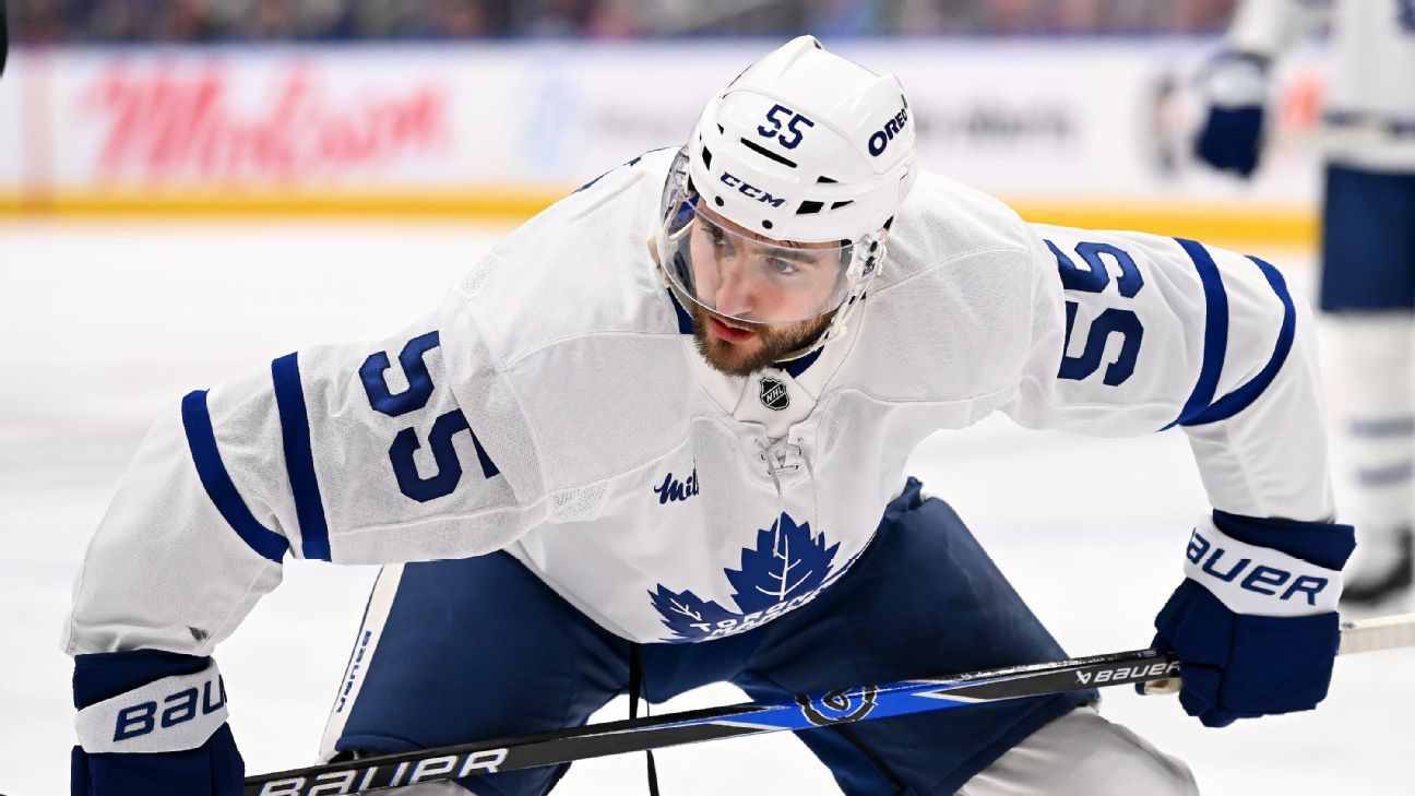 Leafs trade Roy to Avs for 1st-, 5th-round picks