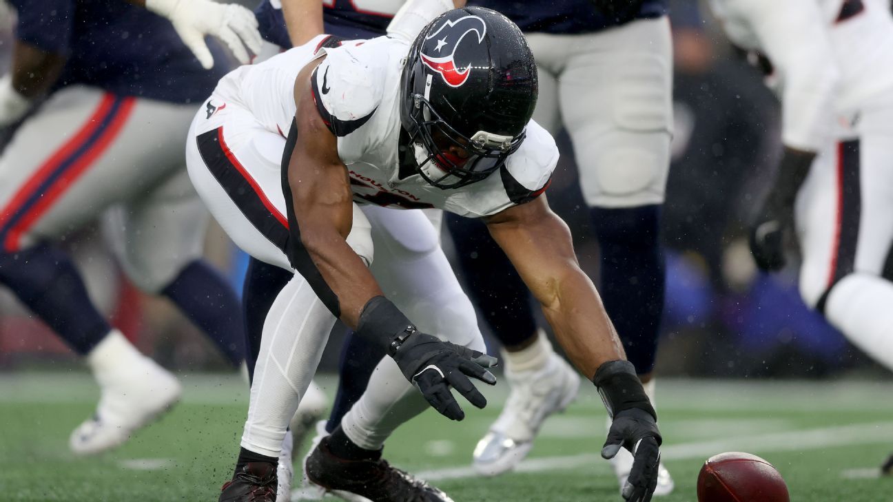 Source: DE Hunter gets $40M deal from Texans