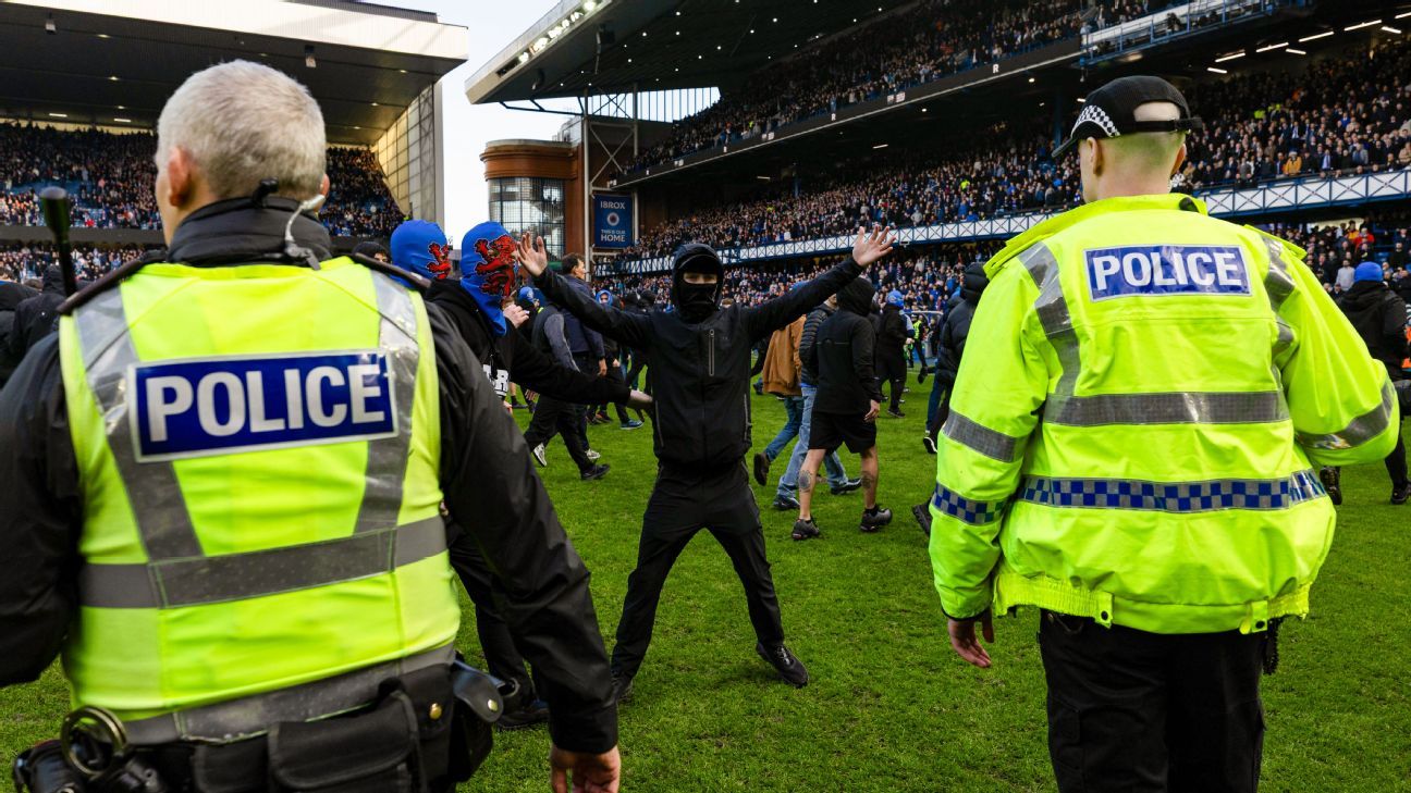 Fans clash at Ibrox as Celtic knock Rangers out of Scottish Cup