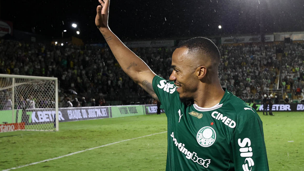 Marlon Freitas fala de adaptação, pressão no Palmeiras e diz por que vê 'outro Abel' em relação ao jeito explosivo que falam: 'Muito diferente'
