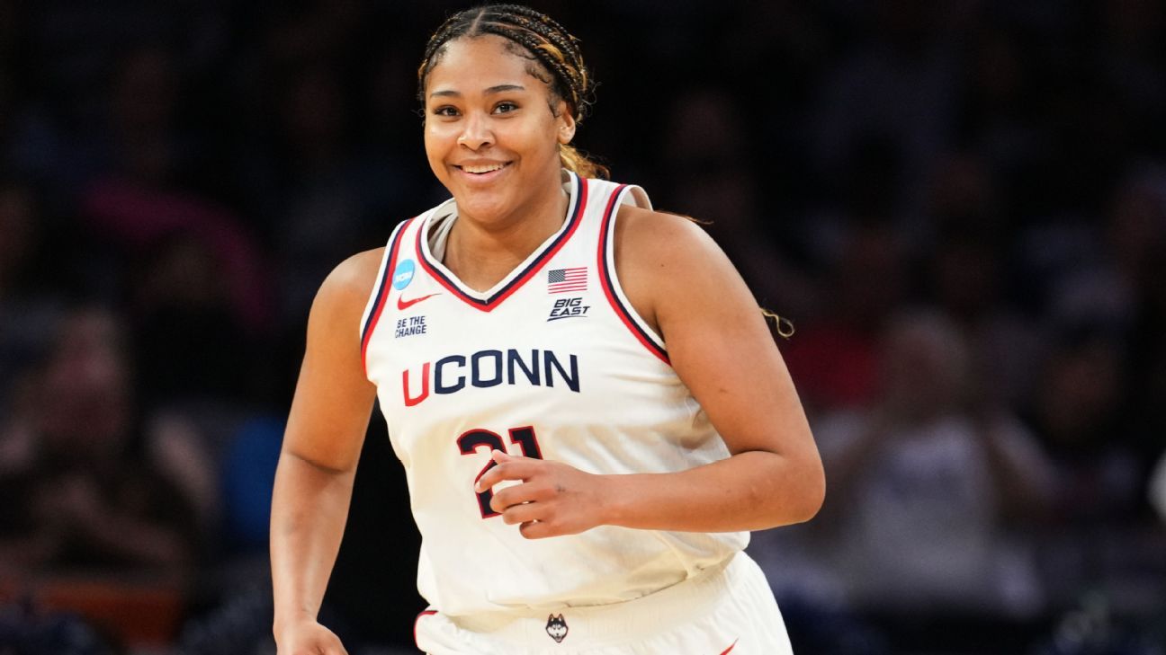 UConn marches into Elite 8 behind Strong's 21-10