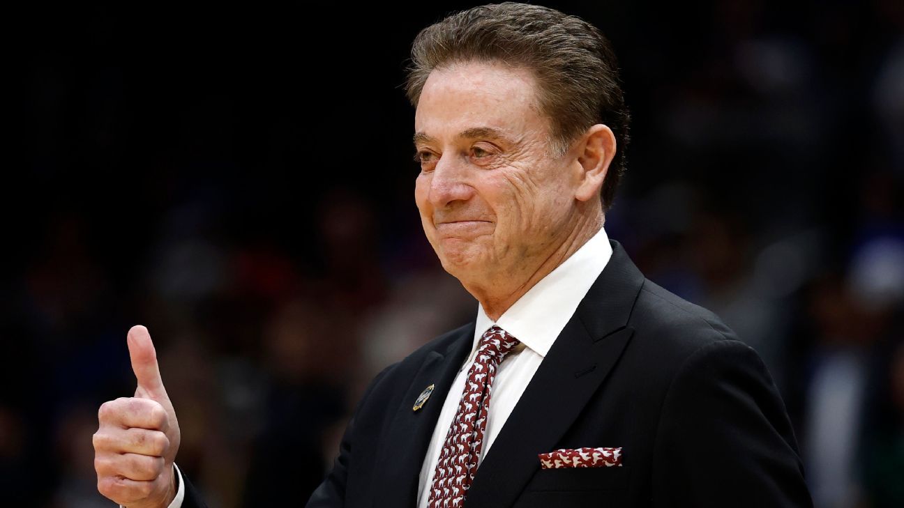 Sources: St. John's inks Pitino to lucrative new deal