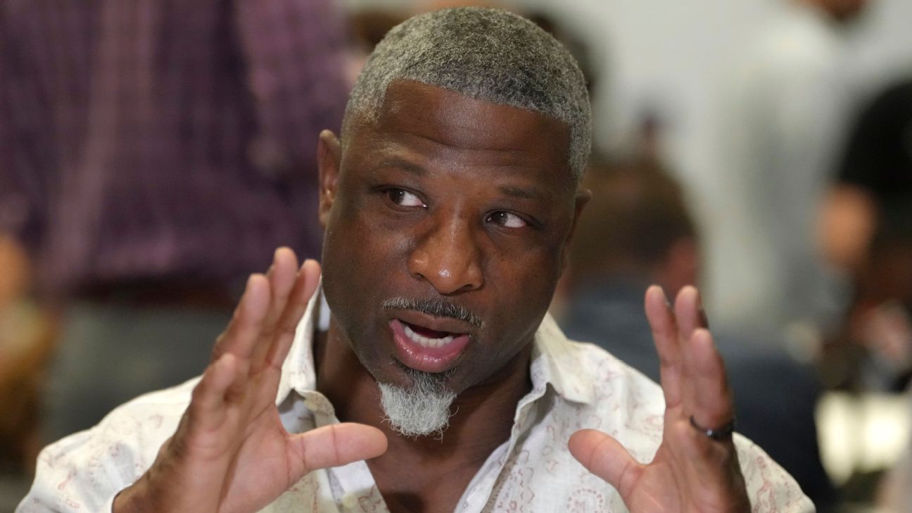 Glenn: QB Smith will lead Jets to 'promised land'