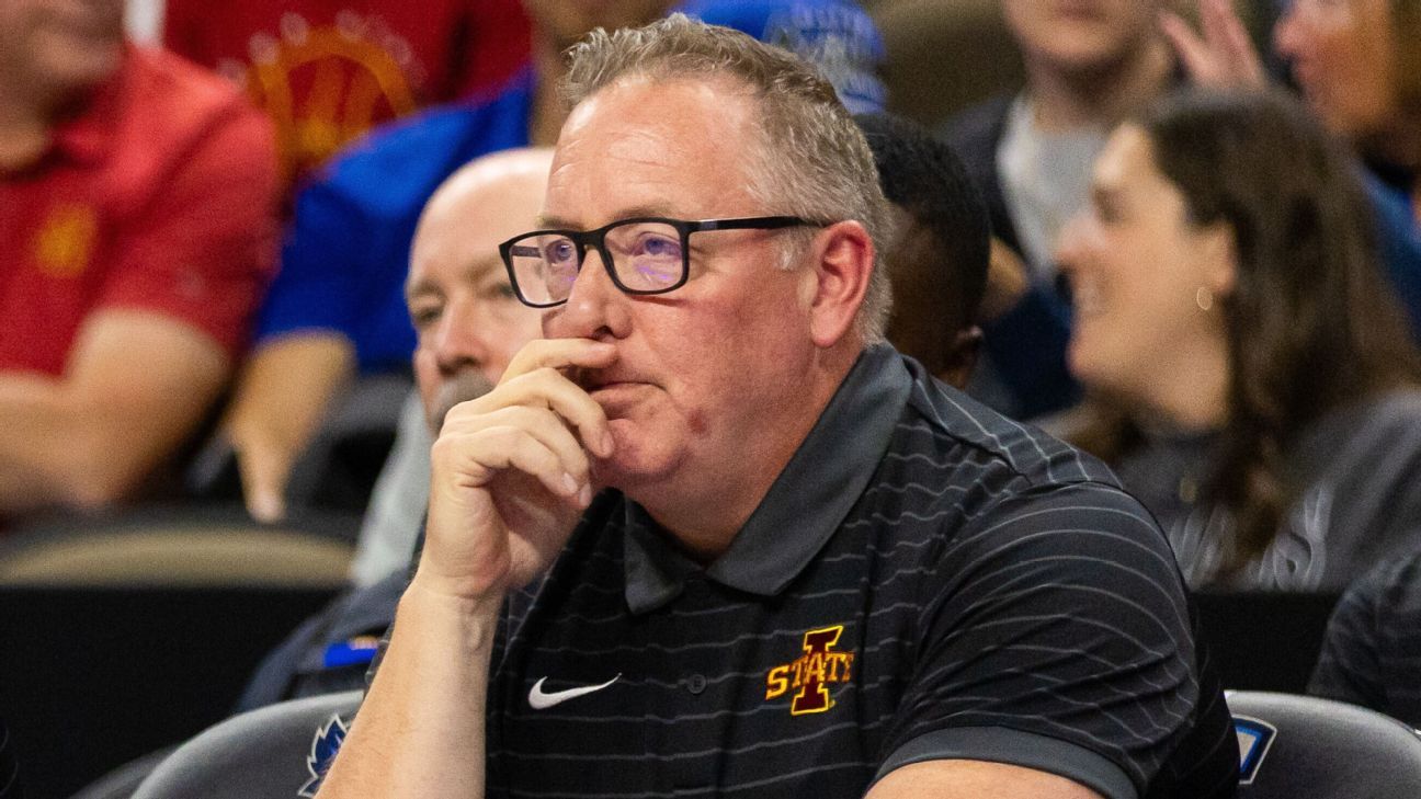 Green returns to UNI, replaces Jacobson as HC