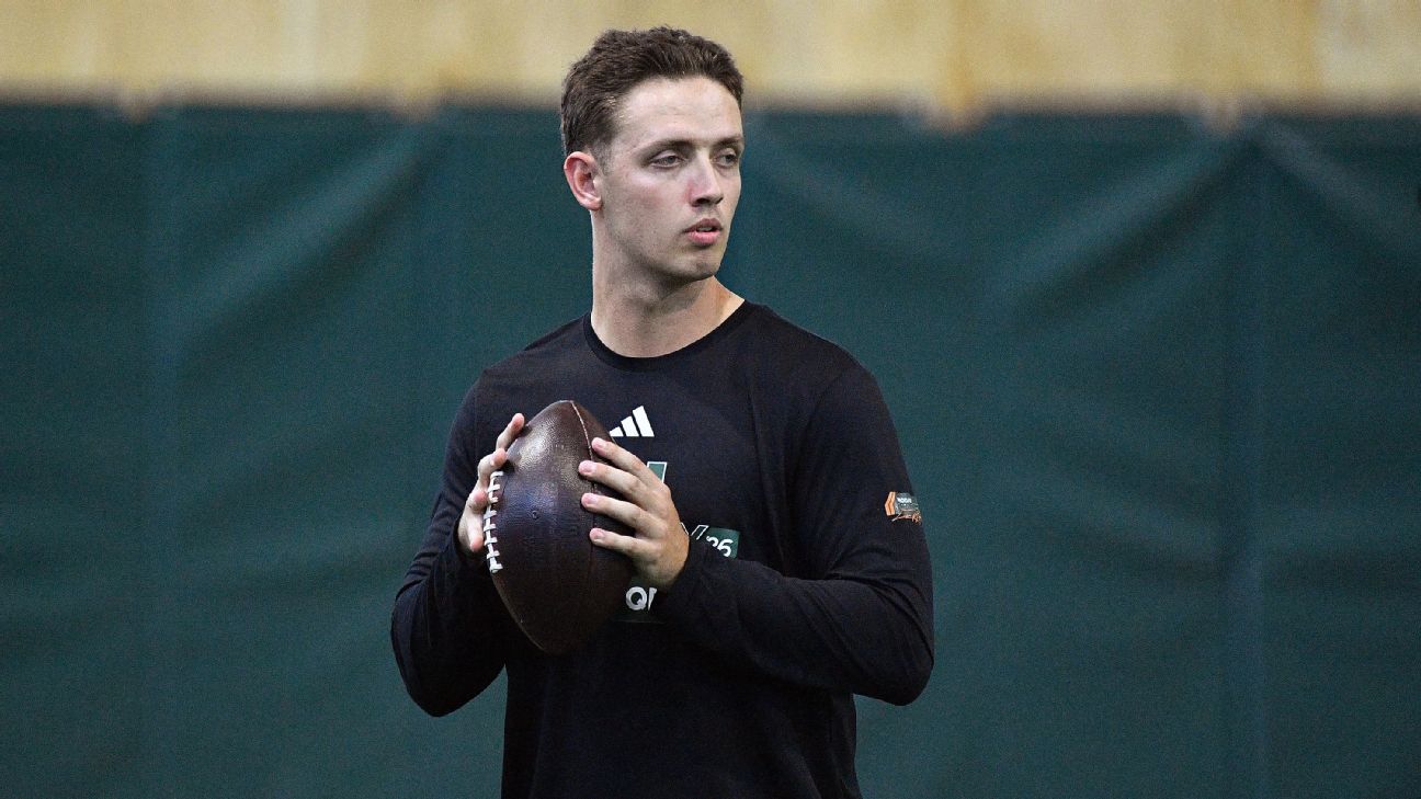 Cardinals QB Beck Declares Arm Healthiest Ever Ahead of Rookie Minicamp