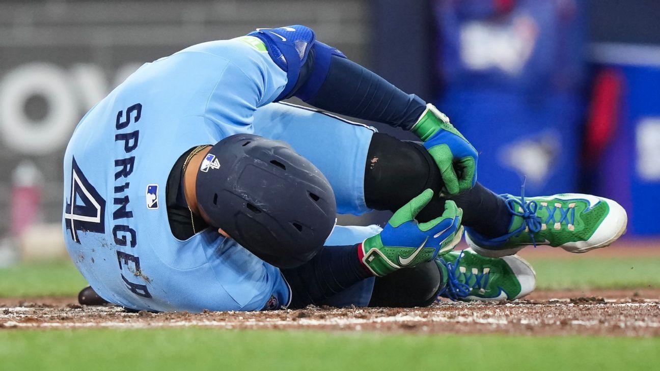 Springer exits Blue Jays' loss with fractured toe