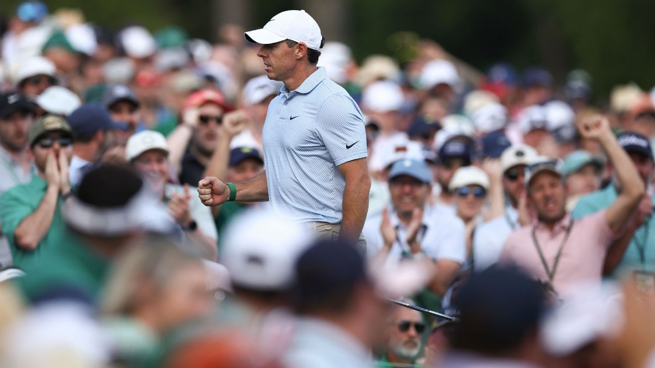 McIlroy Conquista el Masters: Drama y Emoción para Lograr el Bicampeonato 3 McIlroy juega el hoyo 12 durante la ronda final en Augusta National.