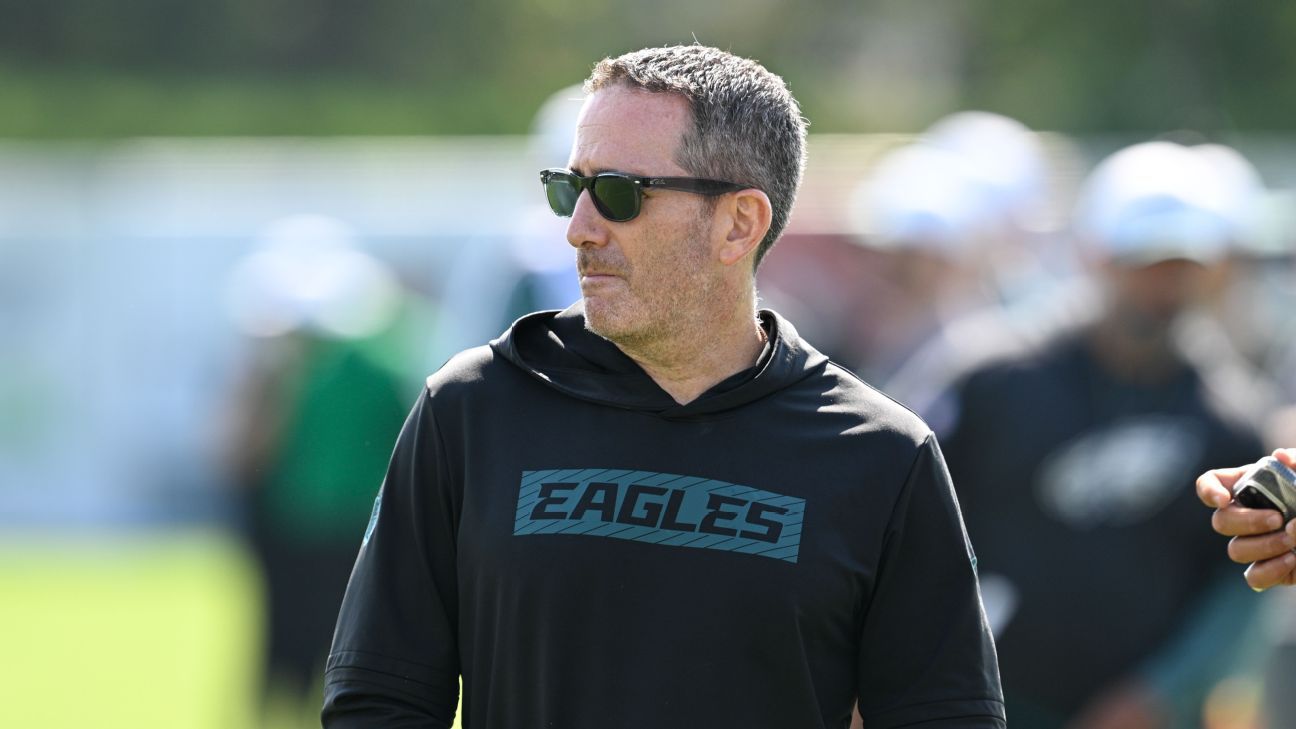 Trade up for a star prospect or trade down for more draft picks? Let's make the call for 10 NFL teams