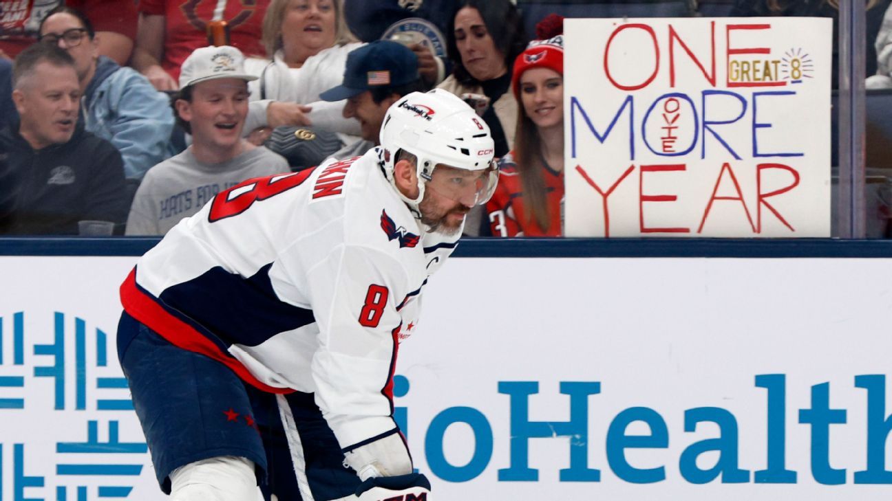 Undecided Ovi hears serenade of 'One more year!'