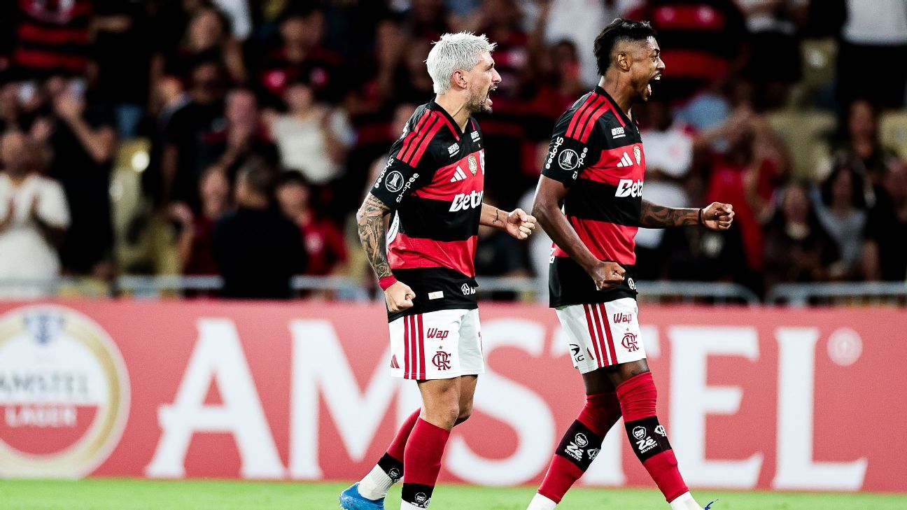 Flamengo leva 'susto' de ex-Flu, mas goleia Independiente Medellín e segue 100% na Libertadores