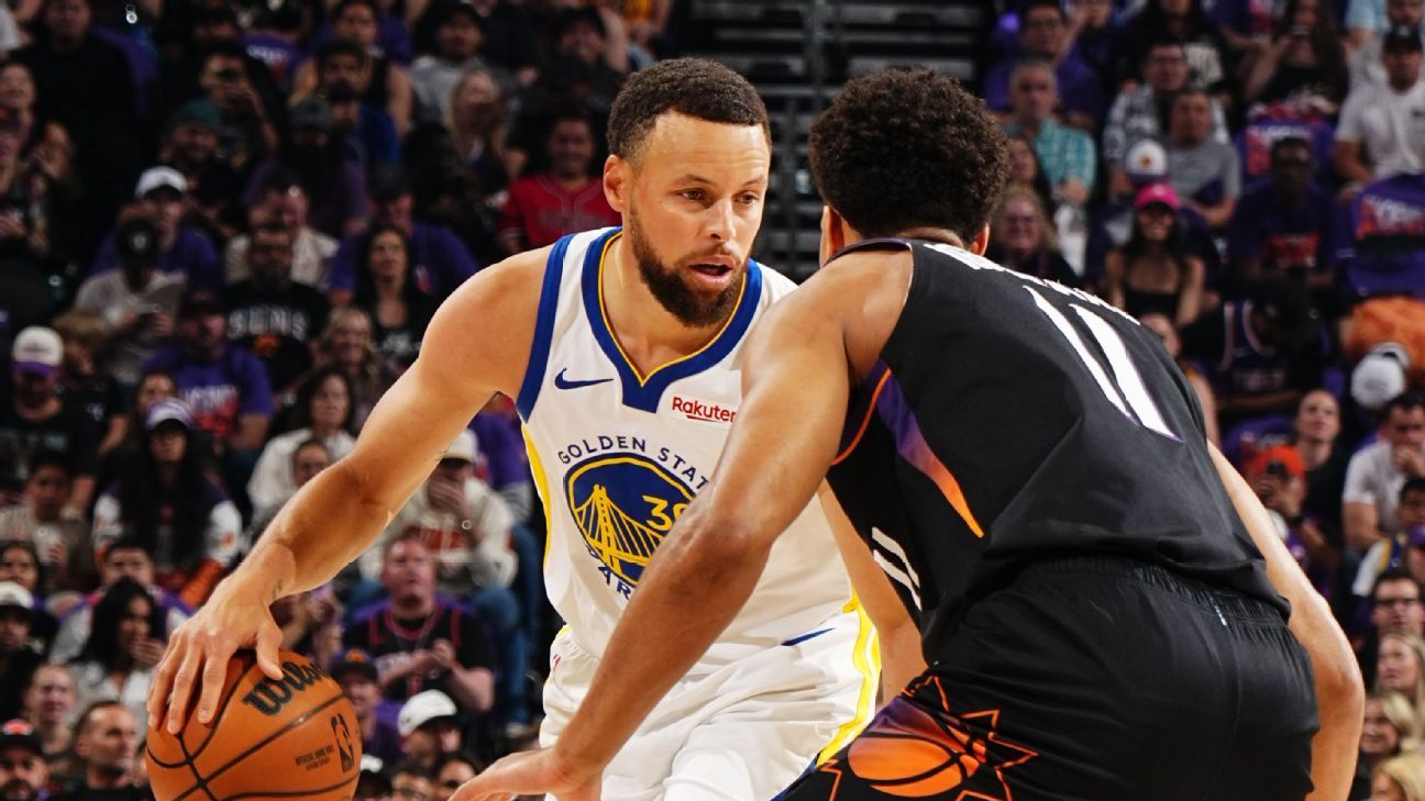 Follow live: Suns in control vs. Warriors with 8-seed at stake