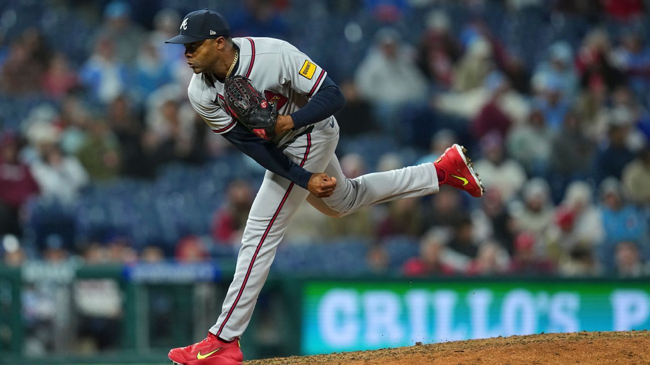 Fantasy baseball news: Raisel Iglesias joins growing list of injured closers