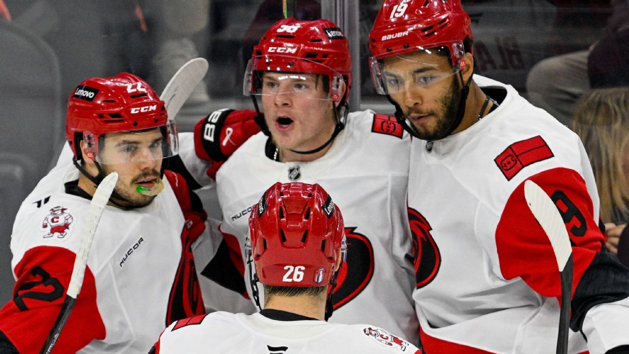 Hurricanes Complete Playoff Sweep of Flyers, Improve to 8-0 in Postseason