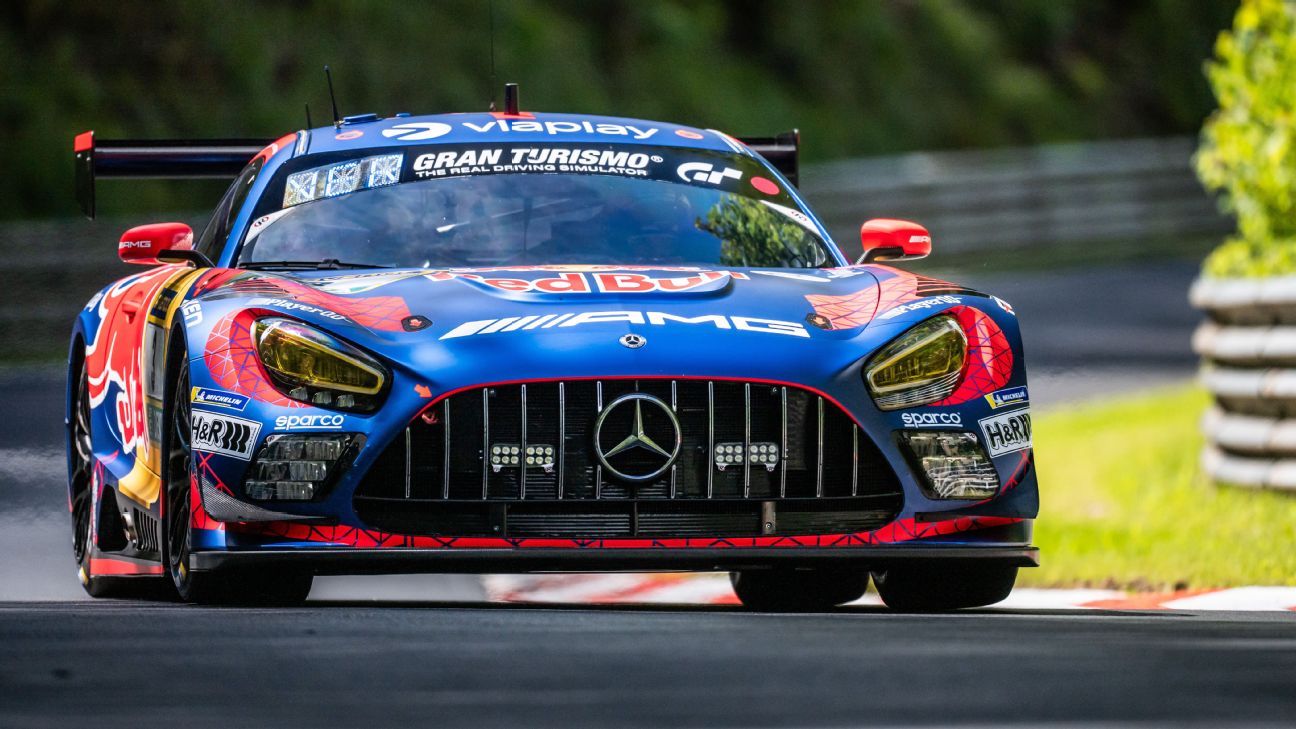 Max Verstappen e equipe conquistam quarto lugar no Nürburgring