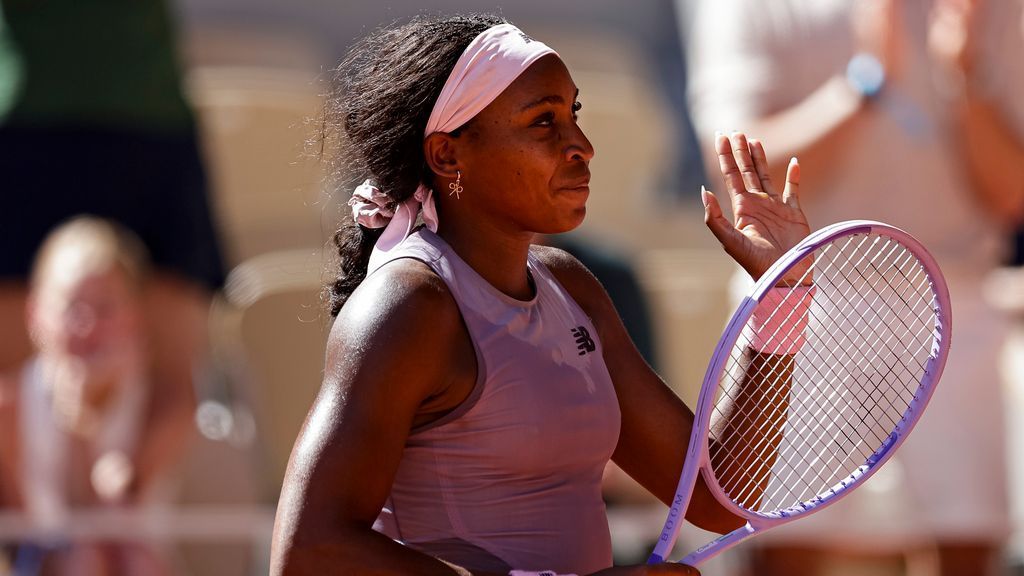 Coco Gauff Wins French Open Match After Car Accident on Way to Roland Garros