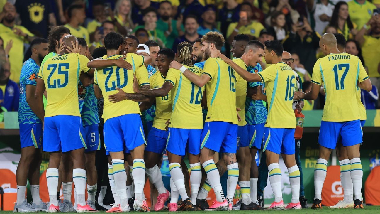 Ian Darke Previews the First 48-Team World Cup: Favorites and Potential Surprises