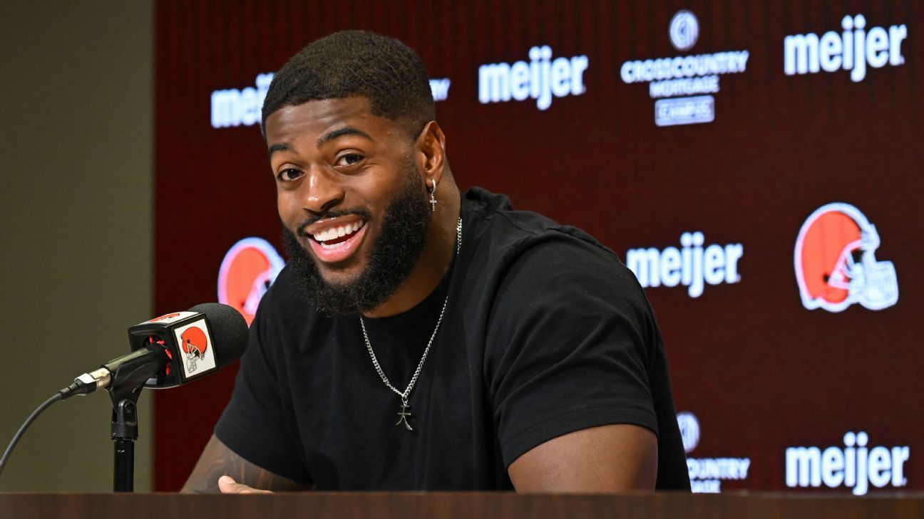 Why the Browns see a 'world of upside' in Jared Ve...