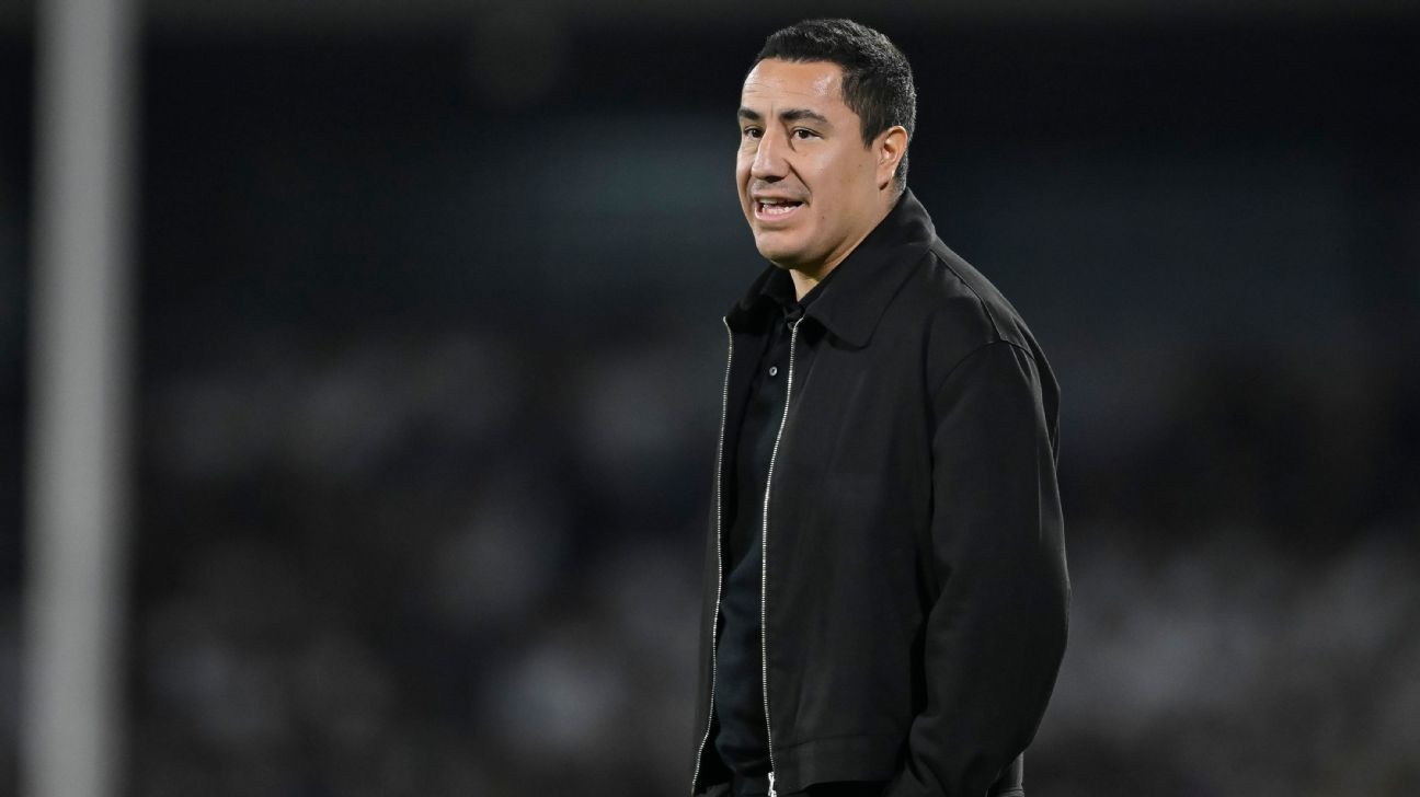 Pumas announces the departure of Efraín Juárez: Officer