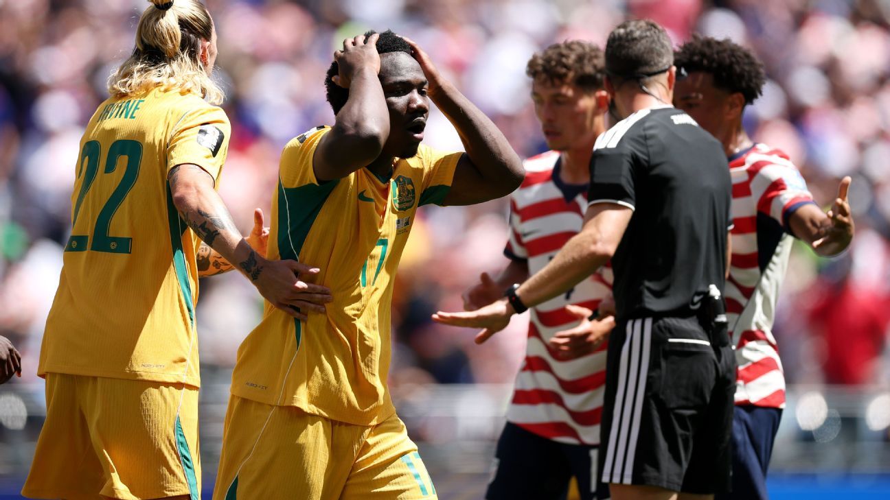 Socceroos World Cup Daily: Ref was 'having a stinker' in Socceroos' loss
