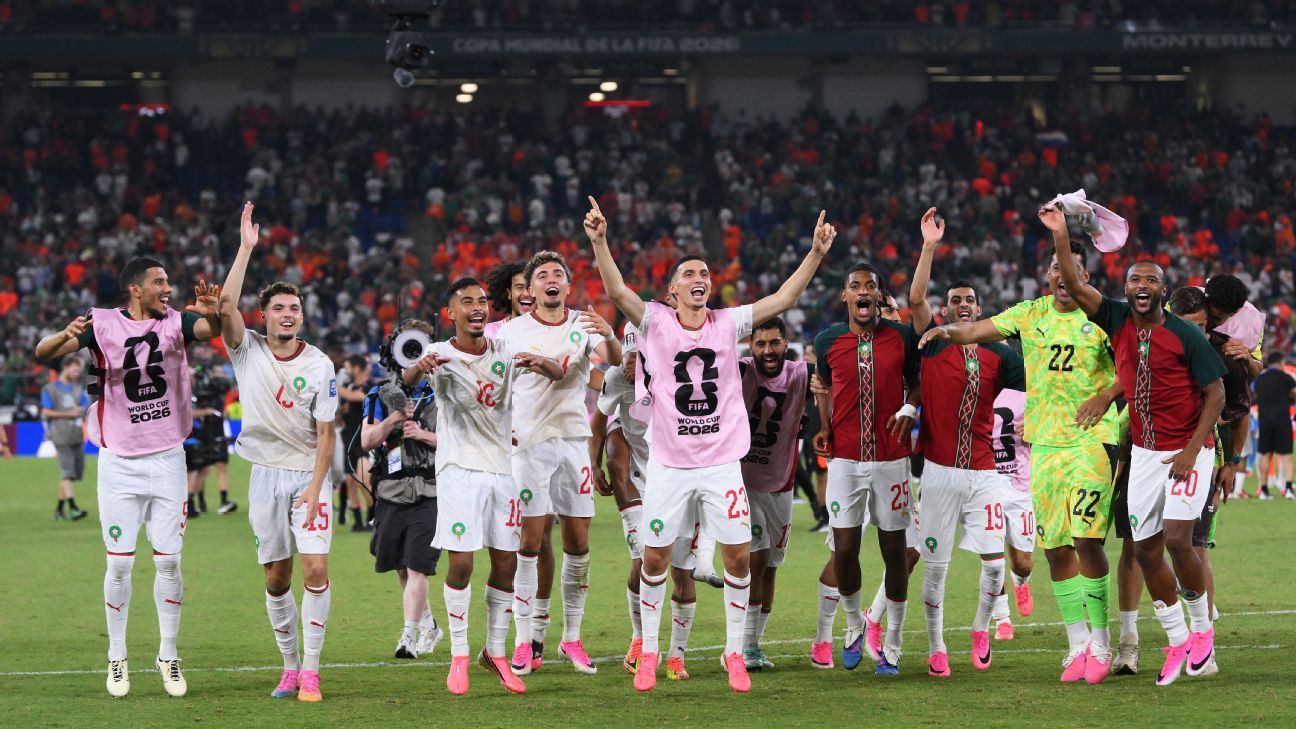 Morocco win shootout to send Netherlands home