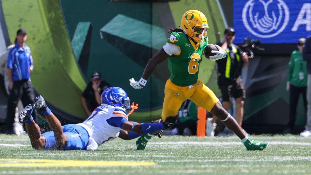 Follow live: No. 2 Oregon battling with Boise State
