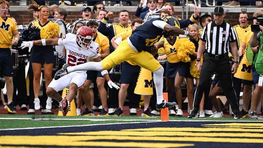 Michigan wins physical, defensive battle with OU